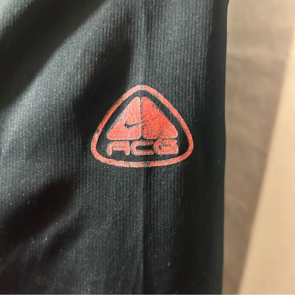 Vintage Nike ACG 2 Black and Red Thermal Layer Jacket. Size M - Picture 4 of 16